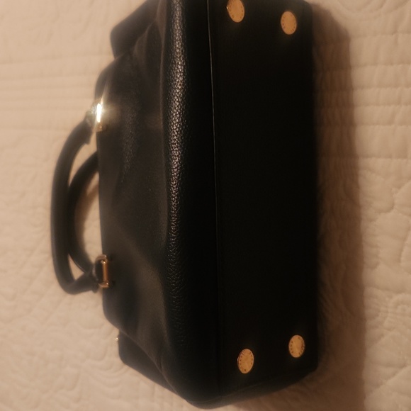 Handbag - Picture 2 of 6